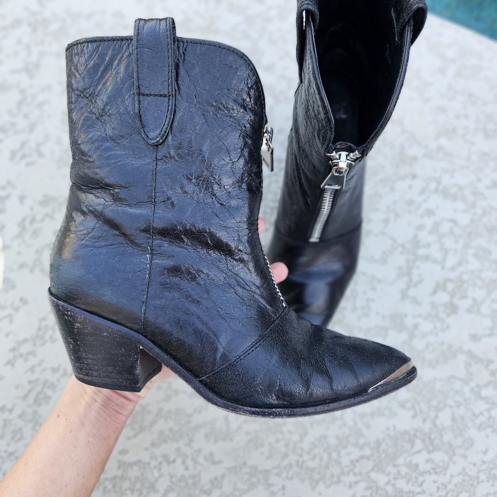 PAIGE Classic Style Leather Western Boots